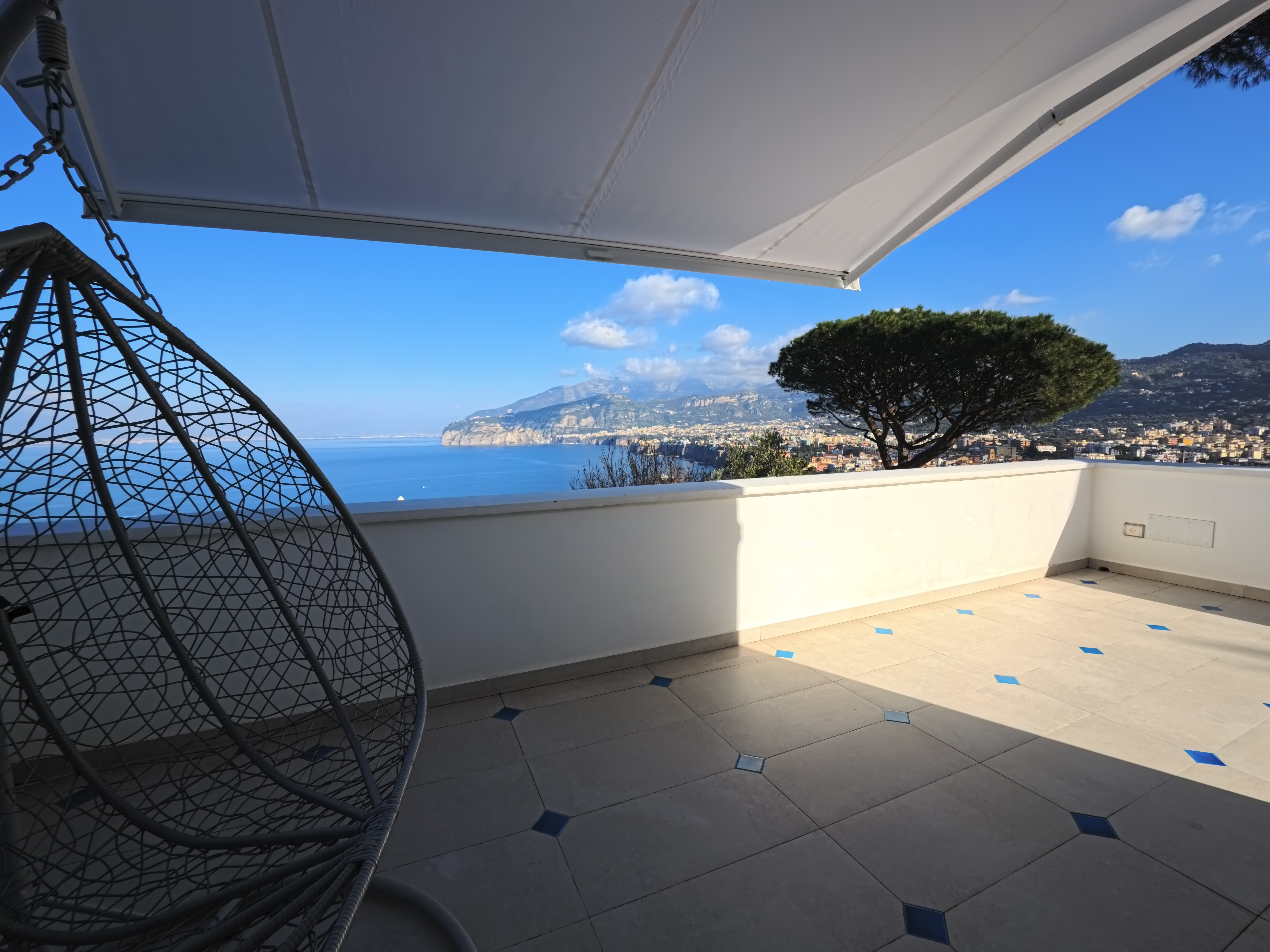 7 giorni / 6 notti a  Villa Coralia